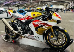 BEST BIKE ON SHOW - Honda Fireblade - Kebbaty Klassics